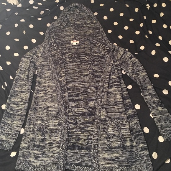 Hooded Cardigan - Picture 2 of 4