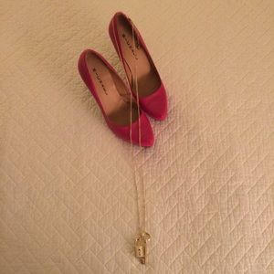 FREE* Victoria's Secret Necklace NWOT