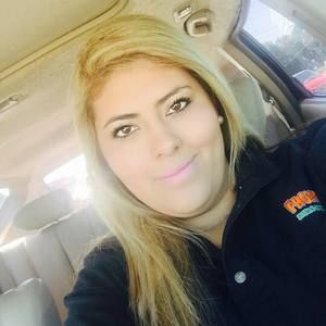 Meet your Posher, Luz elena