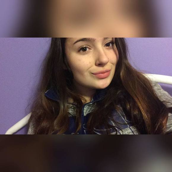 Meet your Posher, Mackenzie