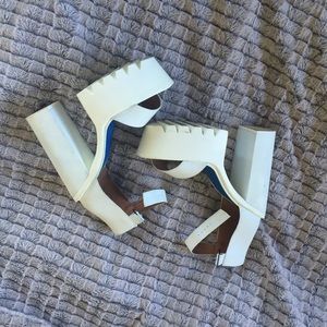 🚫sold🚫White cleated sole heels