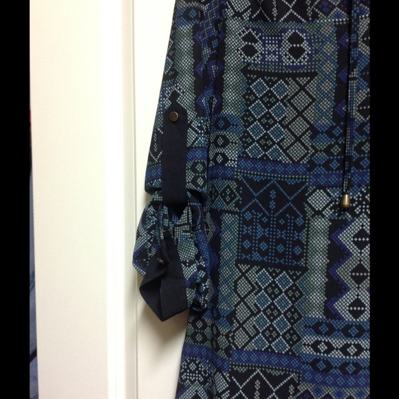 Forever 21- Dress ( black/green/blue) - Picture 3 of 3