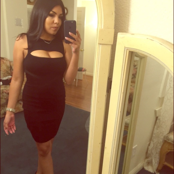 Kardashian Kollection black midi