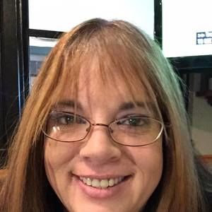 Meet your Posher, Steph