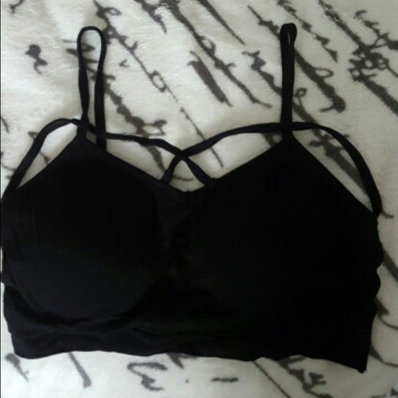 New Strappy cut out bralette in black and white - Picture 4 of 4