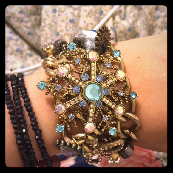 betsey johnson snowflake bracelet