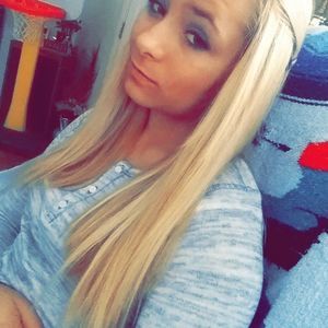 Meet your Posher, Justina