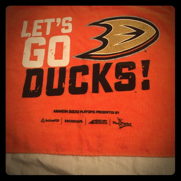 Anaheim Ducks 2015 playoff towel. NHL