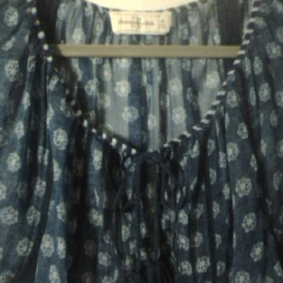 Sheer top - Picture 2 of 2