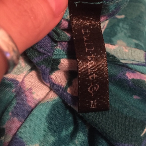 Top - Picture 2 of 2