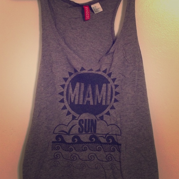 Gray graphic tank.