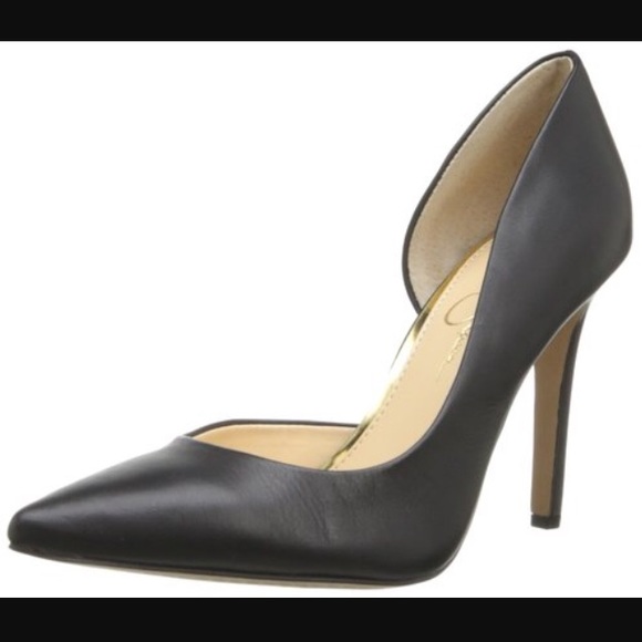 Jessica Simpson black pumps