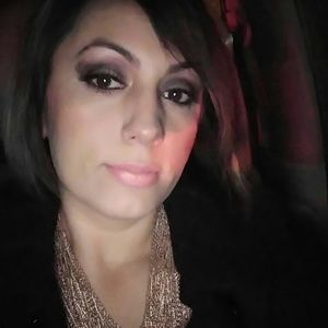 Meet your Posher, Adriana