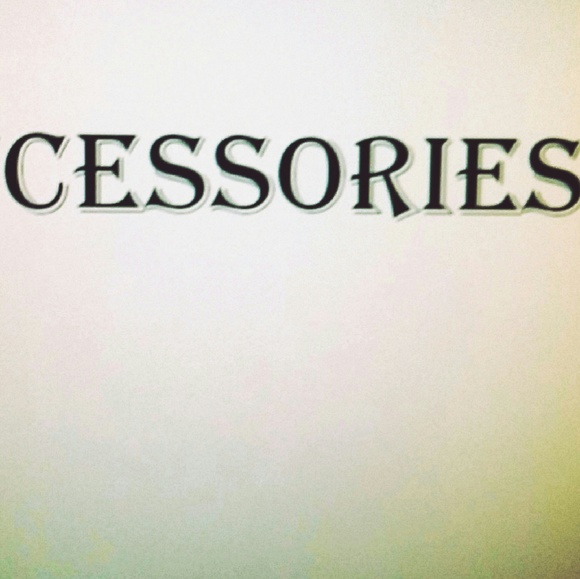 Accesories View 2