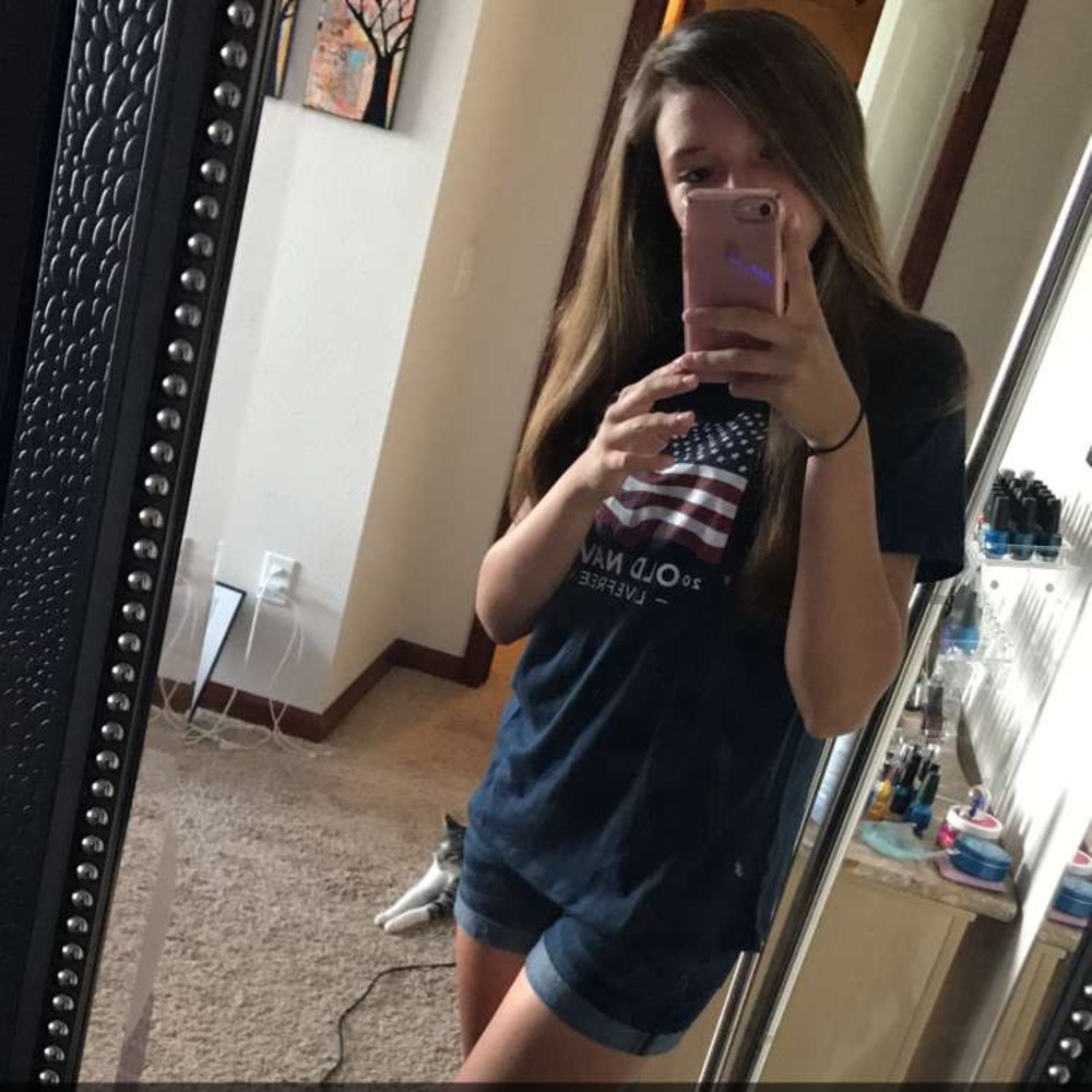 Meet your Posher, Marissa