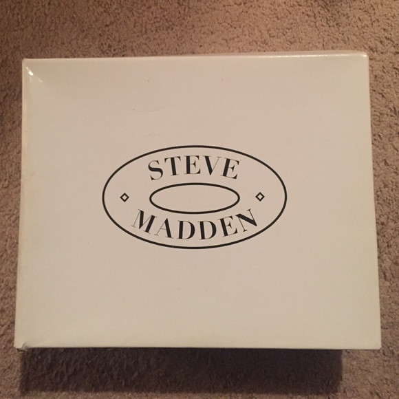 Black classic Platform high heel