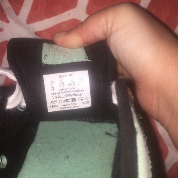 Vans - Picture 2 of 3