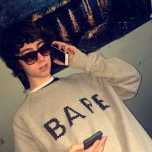 Meet your Posher, Tom