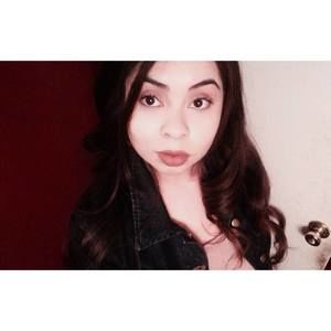 Meet your Posher, Eliana