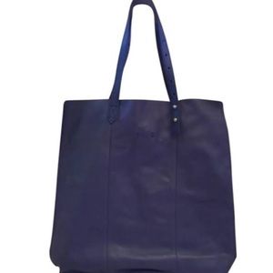 In search of madewell McCarren tote in black