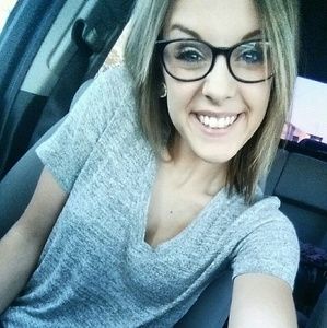 Meet your Posher, Mckenzie