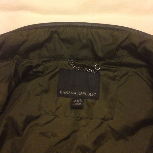 Banana lightweight vest - Picture 2 of 3