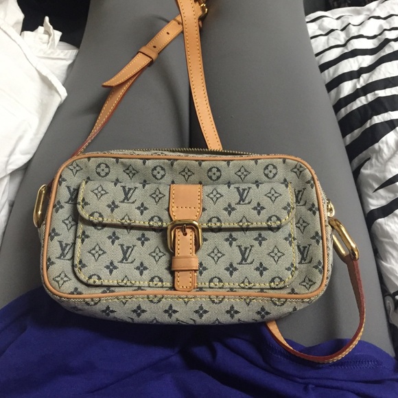 Louis Vuitton Monogram clutch messenger Bag