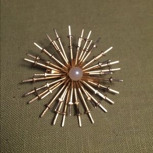 Vintage broche