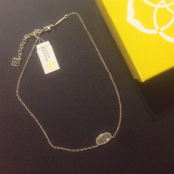 Kendra Scott Elisa Pendent necklace