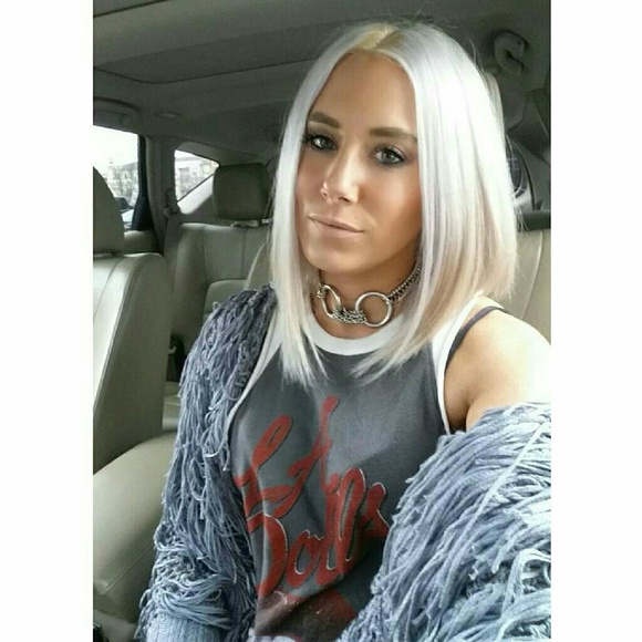 Meet Your Posher! - Picture 4 of 4