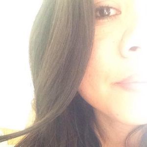 Meet your Posher, Yenni