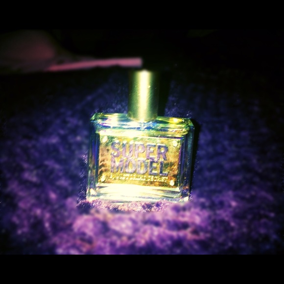 VS 🌺SOLD🌺 - Picture 3 of 3