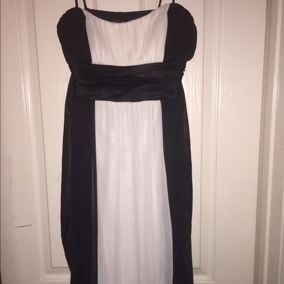 Black and white dress!