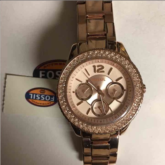 Trade!! Authentic brand new fossil watch - Picture 2 of 4