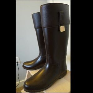 Banana Republic brown rain boots
