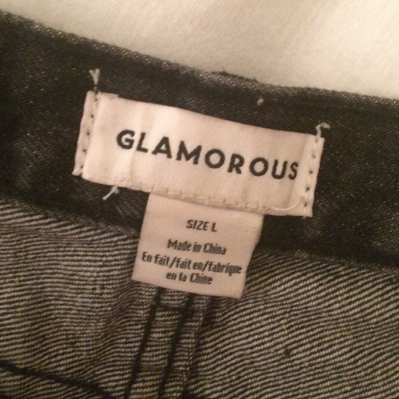 Urban Outfitters Denim Cut-Offs - Picture 2 of 3