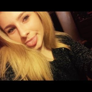 Meet your Posher, Leah