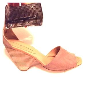 Marc Jacobs heels size 10