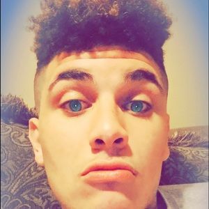 Meet your Posher, Cody