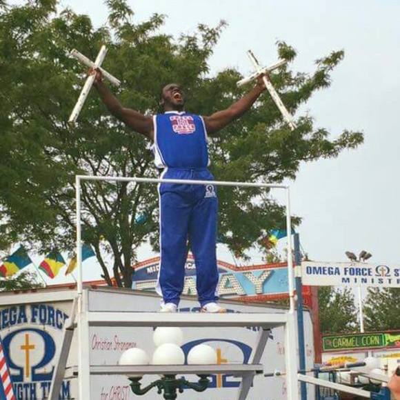 Meet your Posher, Derrick - Picture 1 of 1