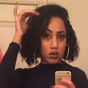 Meet your Posher, Toni