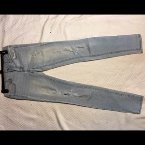 Light wash Destroyed American Eagle jeggings.