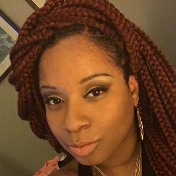 Meet your Posher, Khadija - Picture 1 of 1