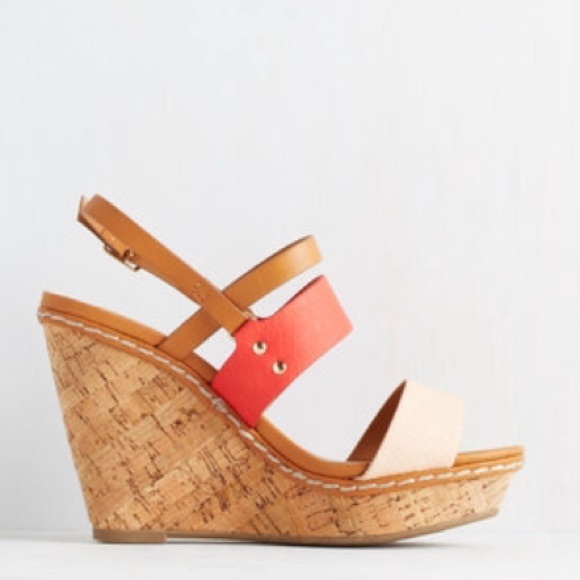 🎉SOLD🎉Keep Up the Good Cork wedge in Coral - Picture 2 of 4