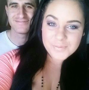 Meet your Posher, Caila