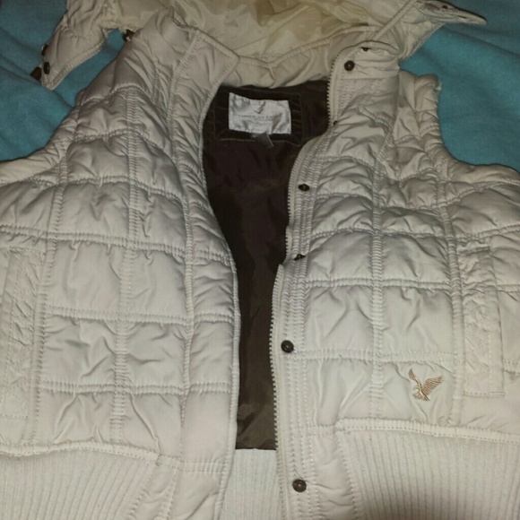 Sleeveless Jacket - Picture 1 of 4