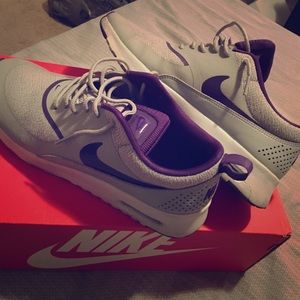 Nike Air Max Thea size 8.5
