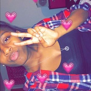 Meet your Posher, Tiera