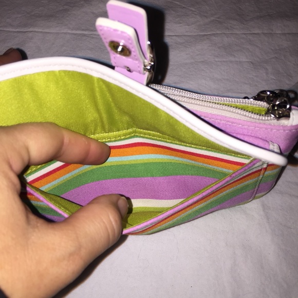 Coach wristlet - Picture 4 of 4