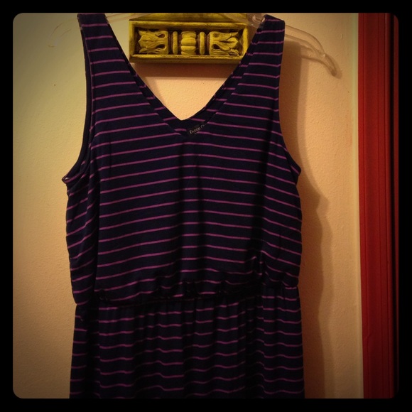•faded•glory•long•navy•purple•striped•dress•med•